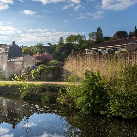 Petite Maison Medievale Parthenay Exterior foto